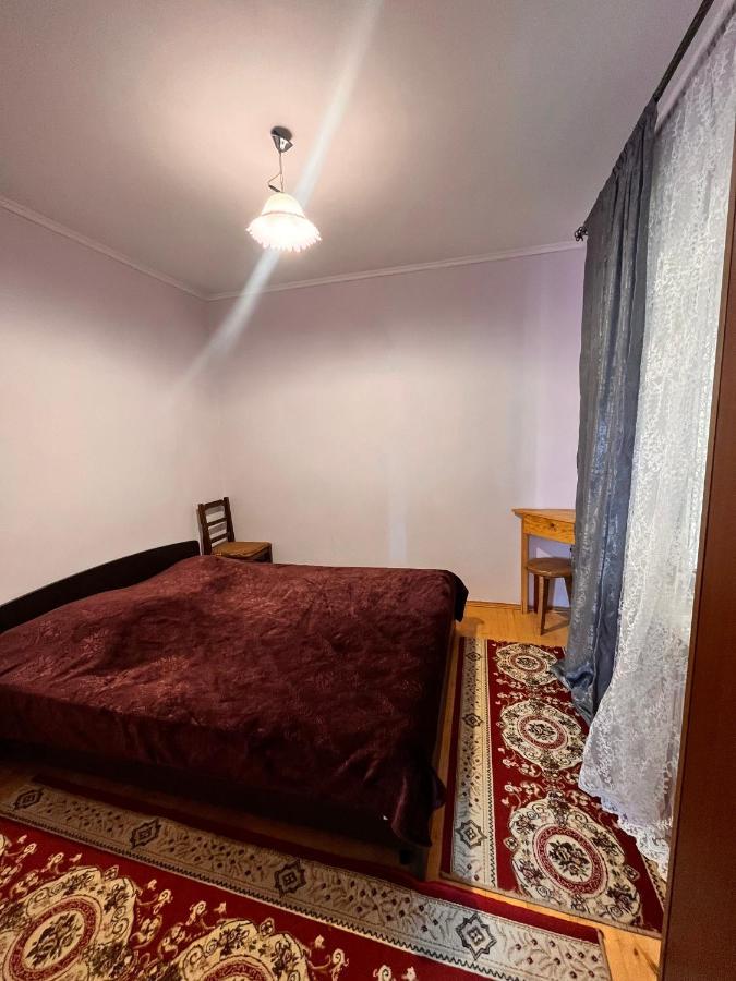 Гостевой Дом Тина Sukhumi Bagian luar foto
